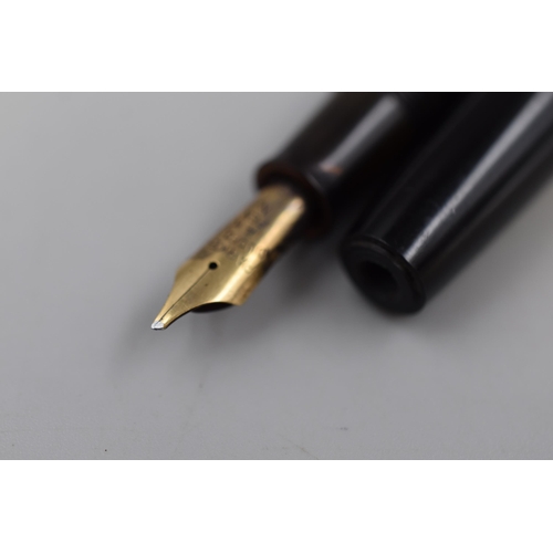 260 - A Vintage Parker Duofold Fountain Pen With 14ct Gold Nib, AF