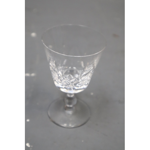 759 - Selection of Quality Mixed Glassware including Fruit Bowls, Jug, Glasses and More