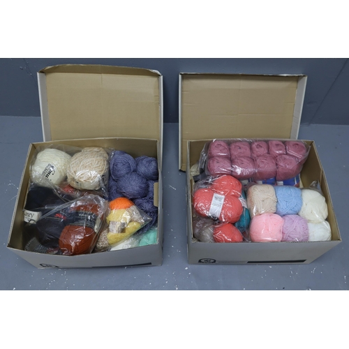 746 - Huge Selection of Different Coloured Knitting Wool