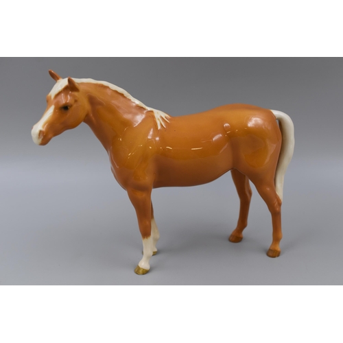 247 - Beswick Palamino Horse Figure (19.5cms Tall) in Gloss Finish