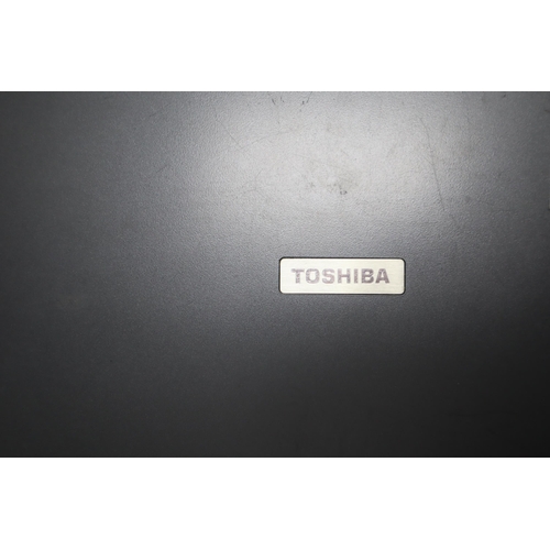 535 - Selection of Laptops Including IBM ThinkPad A22m 2628, Advent, Toshiba EQUIUM M50-216 and More (All ... 