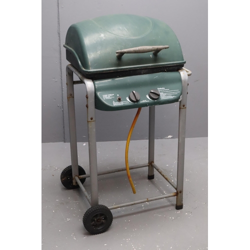 599 - A Dakota 2 Burner Gas Barbecue, Approx 40