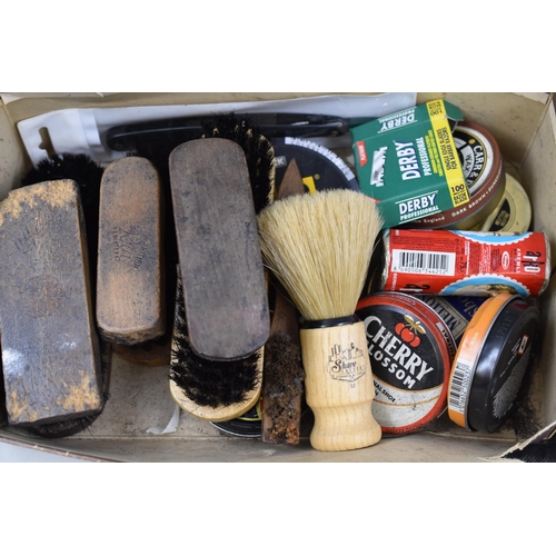 652 - A Mixed Selection To Include Shoe Polish and Brushes, And various Shaving Items