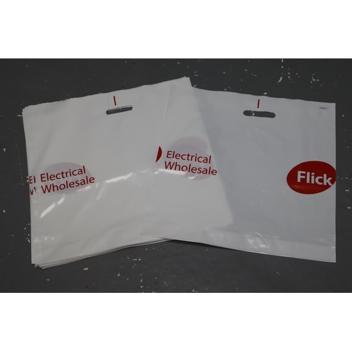 711 - Approx 50 Reusable Plastic Wholesale Carrier Bags