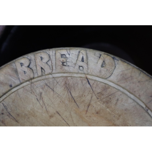 469 - Vintage Rustic Large Storage Jar / Bread Crock With Lid (16 1/2