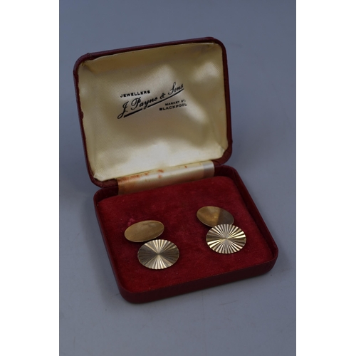 12 - Pair of Gold 375 Hallmarked Cufflinks in Case