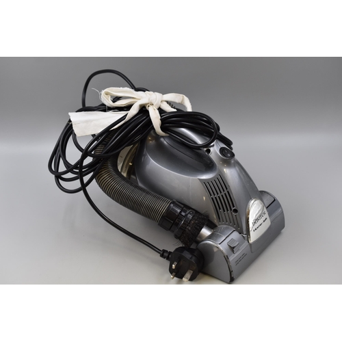 518 - The Hunter Home-Tek Hand Held Vacuum (Powers on When Tested)