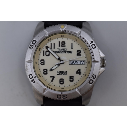 75 - Timex Expedition Indiglo Quartz 100mtr Watch with Rubberised Strap (Working)