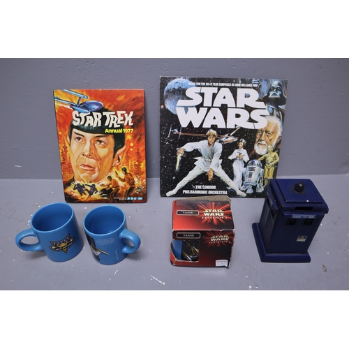 558 - Collection of Vintage Star Wars, Star Trek and Dr Who Items to include Annual, Mugs, Record and Meta... 