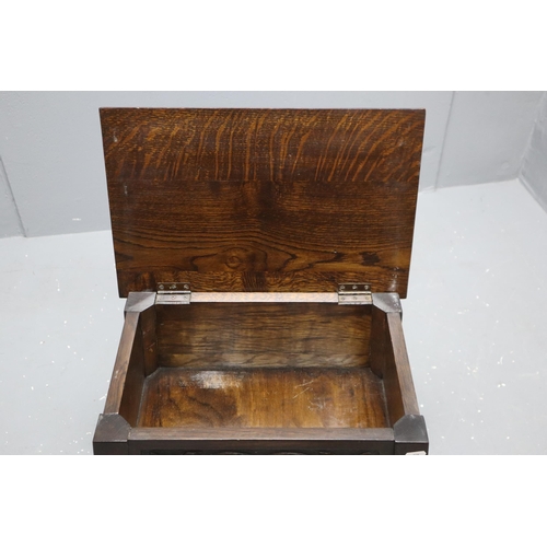 570 - Antique Oak Storage Box Standing on Four Legs with Grape Carved Decoration (18