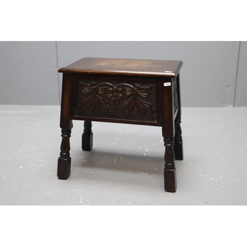 570 - Antique Oak Storage Box Standing on Four Legs with Grape Carved Decoration (18