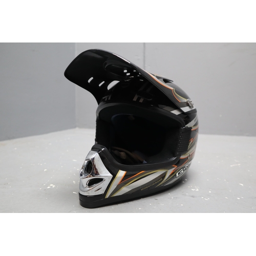 731 - Two G-Mac Momentum Bigair Motorcross Helmets Both Complete in G-Mac Bags (Size M 500 - 510 and L 520... 