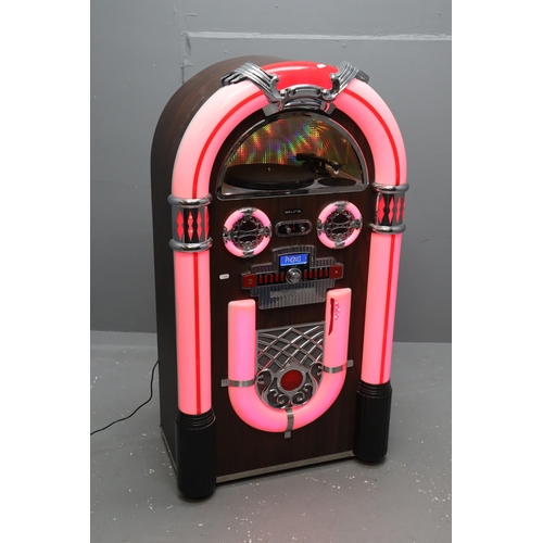 437 - An Akura Jukebox Music Centre (FM Radio, Record Player, CD Player, Aux). Powers On and Lights Up Whe... 