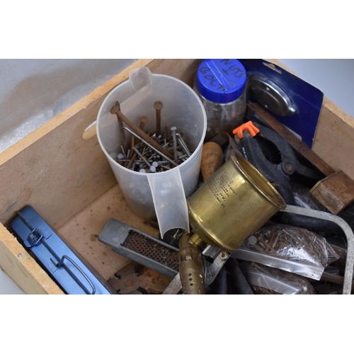 804 - A Selection of Various Tools and Accessories To Include Socket Set (Incomplete), Nails, File, Vintag... 