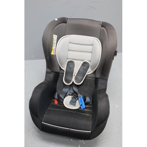 634 - A Mothercare Child's Car Seat