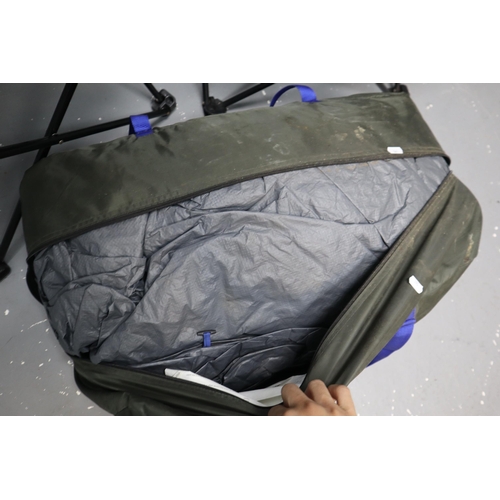 813 - Hi Gear rock 5 tent, 15.15kg, 5 person, 210cm tall, electric cable access points, fully sewn in grou... 