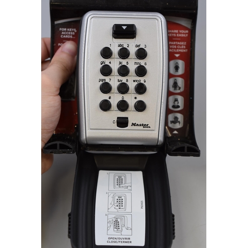 694 - Master Lock Select Access Key Safe