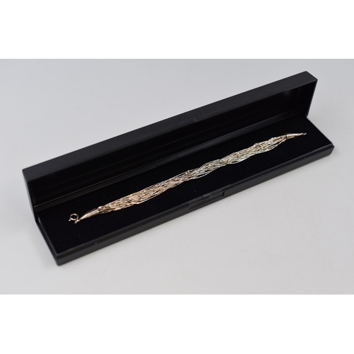 47 - Sterling Silver Twisted Chain Bracelet Complete with Presentation Box