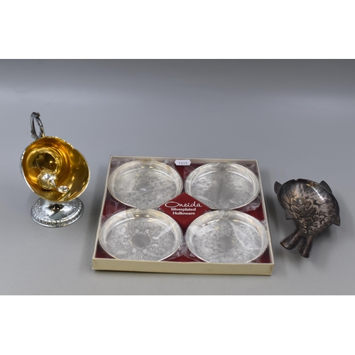 359 - Collection of Mainly Silver Plated Ware to include a Set of Four Oneida Coasters, Highlands Sugar Bo... 