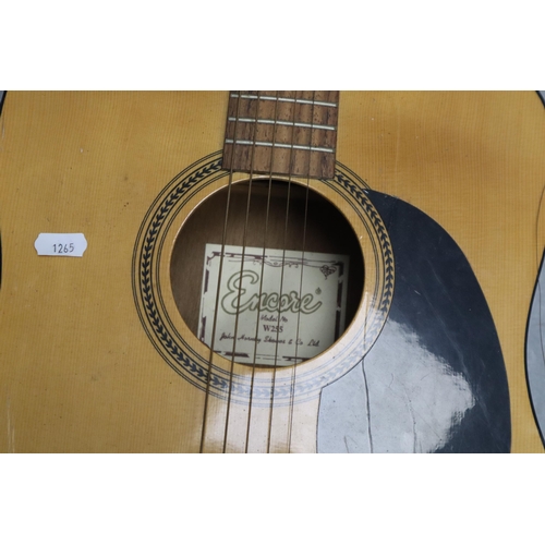 527 - An Encore W255 Acoustic Guitar, e String Needs Replacing