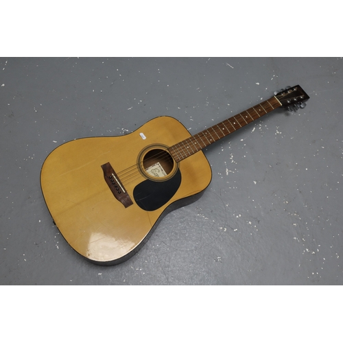 527 - An Encore W255 Acoustic Guitar, e String Needs Replacing