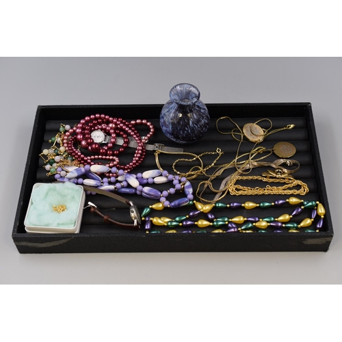 157 - Selection of Bracelets, Necklaces and other