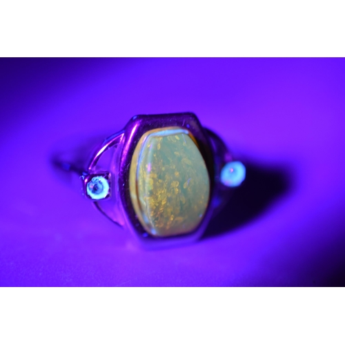 70 - Silver 925, Amber Stoned Ring Complete in Presentation Box, Size U