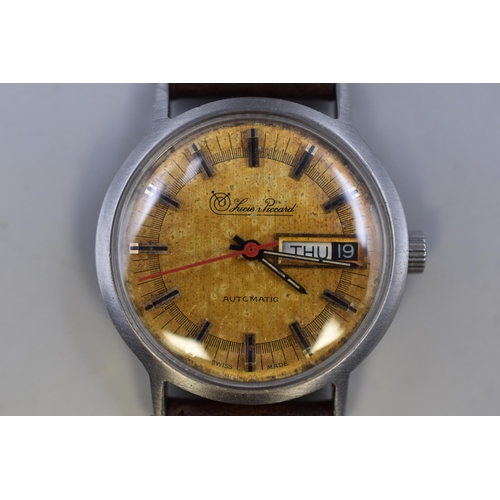 100 - Vintage Automatic Lucien Piccard 25 Jewels Gents Watch (Working)