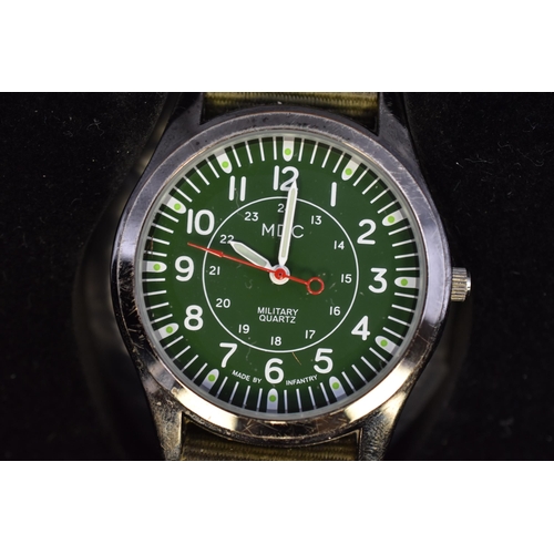 122 - MDC Infantry Military Watch Complete in Presentation Box (Working)