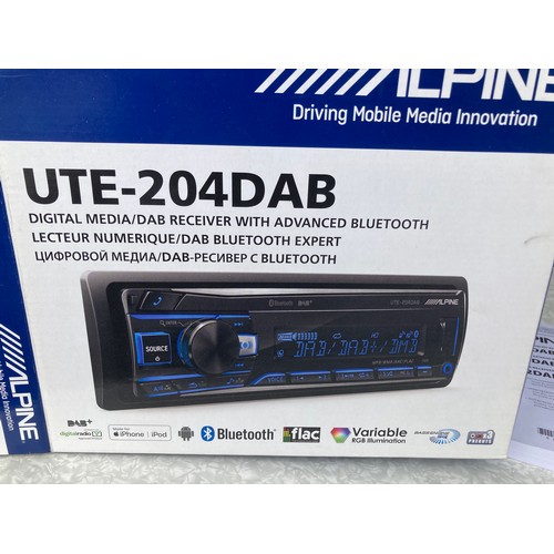 539 - Alpine UTE-204DAB car stereo, Digital, Blue tooth, face off, boxed with cage and instruction manual,... 