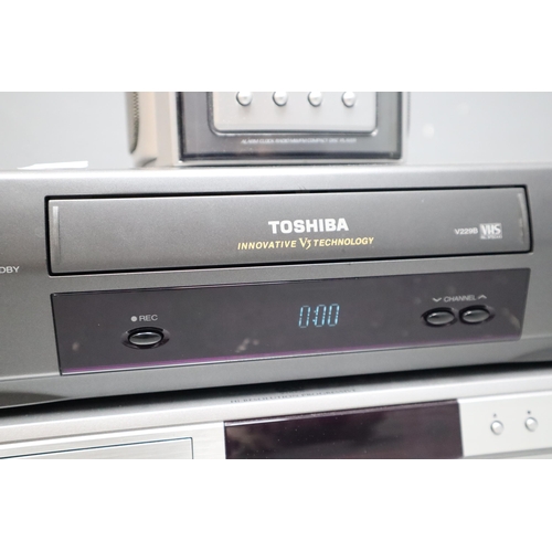 540 - Selection Including Toshiba V229B VHS Player, Toshiba SD-150E DVD Player and Goodmans GCDR 1940s CD ... 