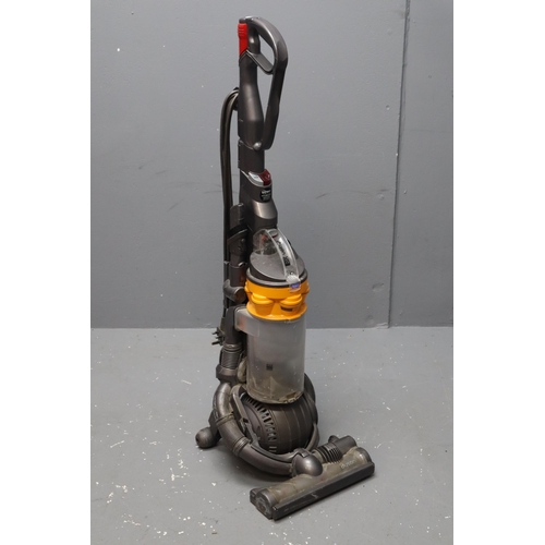 580 - Dyson DC25 Hoover (working when tested)