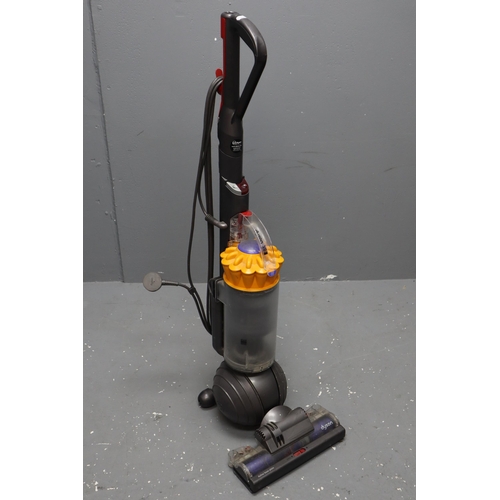 631 - Dyson DC40 hoover (working when tested)