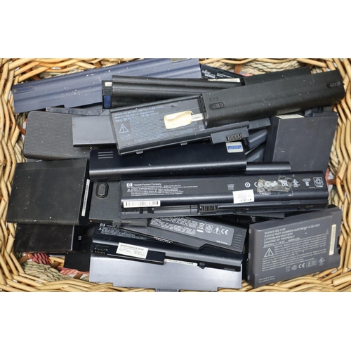 964 - A Selection of Approx 60 Untested Laptop Batteries, Various Models