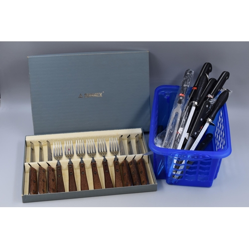 938 - A Sunnex Wood Handled Steak Knife Set With A Selection of Kitchen Knives and Cutlery