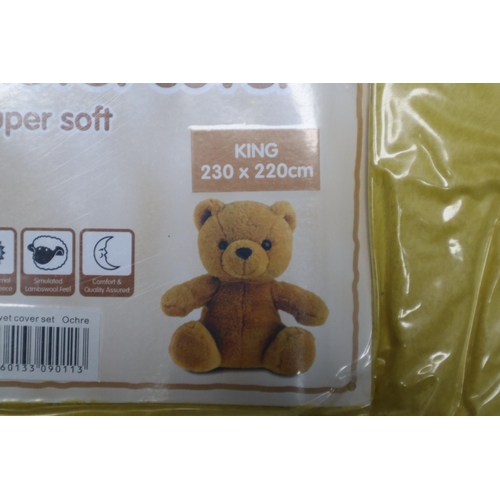 704 - A New Fluffy Teddy Duvet Cover Set (King Size)