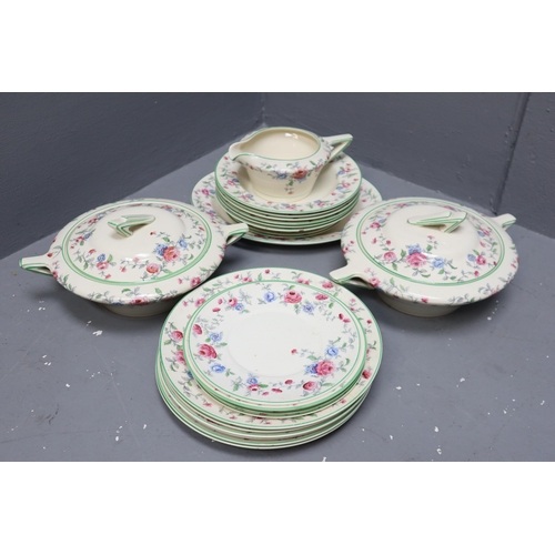 946 - 22 Piece Diner Set Soliam Ware to Include Plates, Side Plates, Lidded Dishes, Platter, Bowls and Gra... 