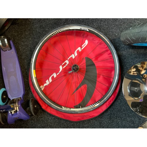 653 - Four Road Bike Wheels In Bags (One Bag AF), Includes Ten Speed DT Swiss, Roval, And Mavic