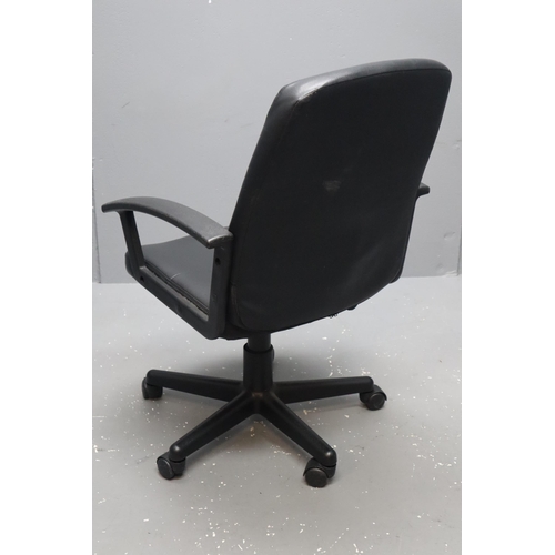 596 - Black office leather swivel chair, adjustable.