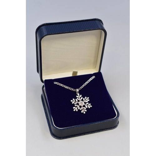 71 - Silver 925, Large Snowflake Pendant Necklace