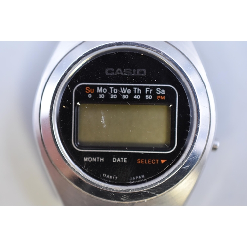 133 - Vintage Retro Casio Casiotron R-19 Quartz Digital Watch