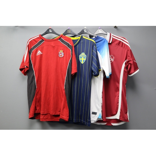 546 - Four Intentional Football T-Shirts to Include England, Sweden, FC Nurnburg and Wisla Krakow (Various... 