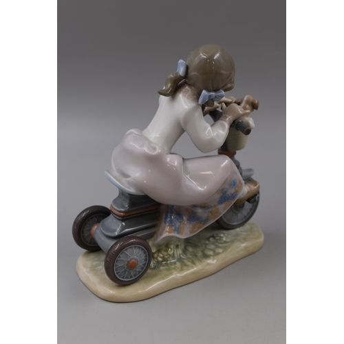 360 - Lladro 5680 Travelling in style Porcelain Figurine