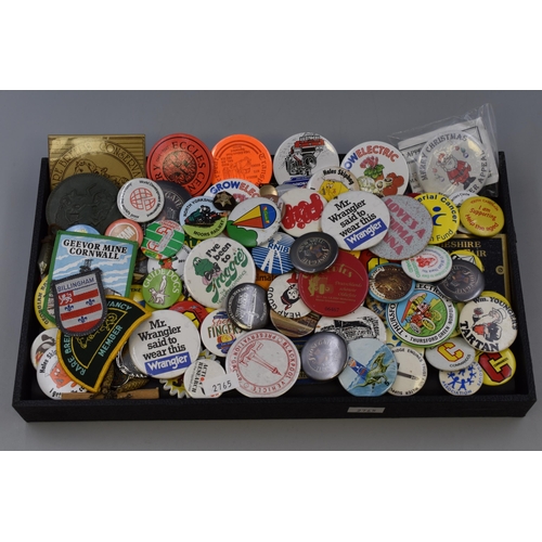 176 - A Selection of Collectable Badges