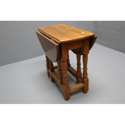 703 - small pine drop leaf table 20