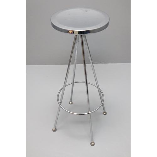 709 - Three Retro Vista Heavy Duty Chrome Bar Stools approx 31