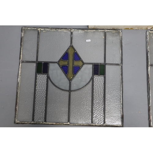 740 - 5 pieces of stained glass (1 in frame) measuring 22