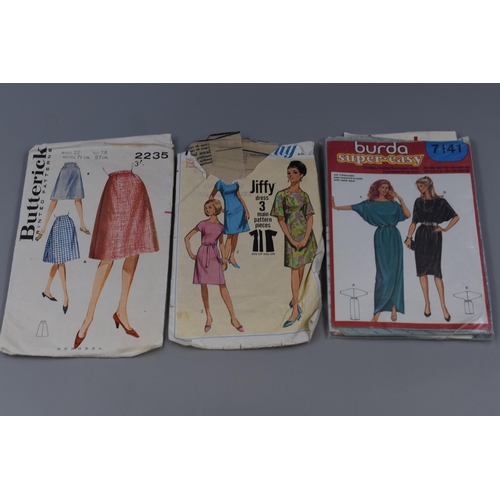 940 - A Selection of Assorted Vintage Sewing Patterns