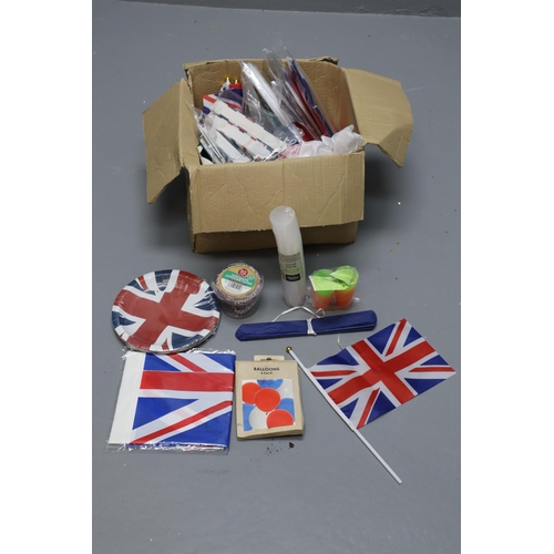 685 - Selection of Party Items to Include Plastic Shot Glasses, Straws, Bunting and More