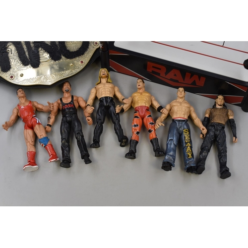 960 - A Selection of Vintage WWE/WWF Wrestling Figures, With Ring And Replica Belt